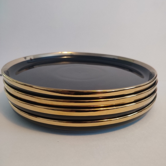 Gibson Home Dinnerware Plate Set - Picture 10 of 13